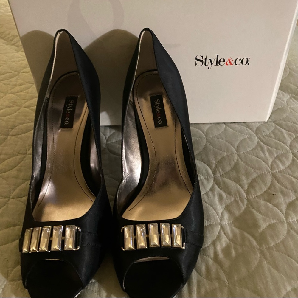 Style & Co. Dorothea Black Embellishments Open Toe